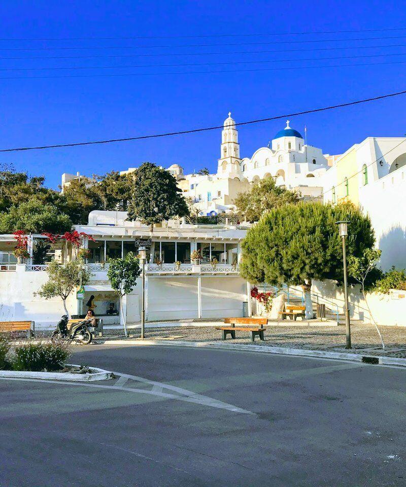 Pyrgos Kallistis - Top Santorini Tours